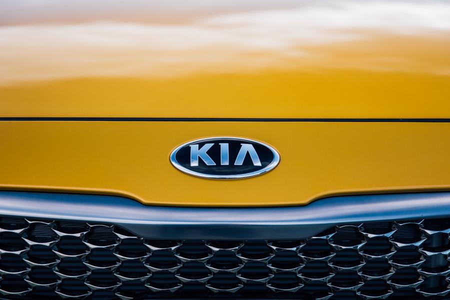 Логотип Kia XCeed First Edition 2019 года  (UK) (фото 29 из 103)